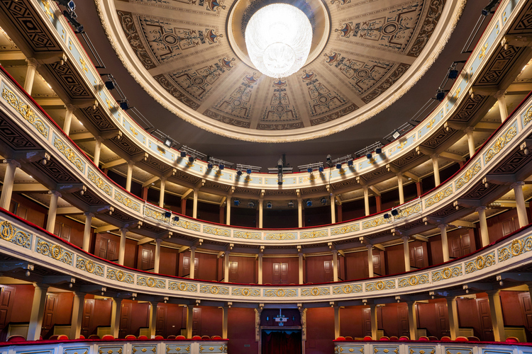 Apollon Municipal Theater