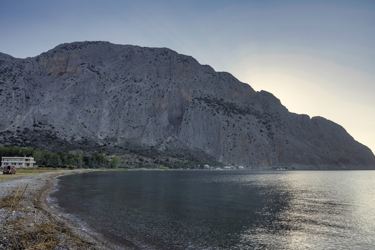 Παραλία Κρυονέρι