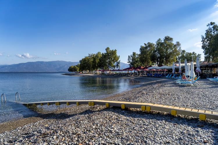 paralia_akoli_1.jpg