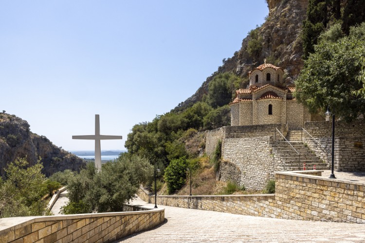 Σπήλαιο Παναγίας Ελεούσας