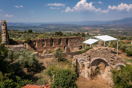 Μονή Ίσοβας 1