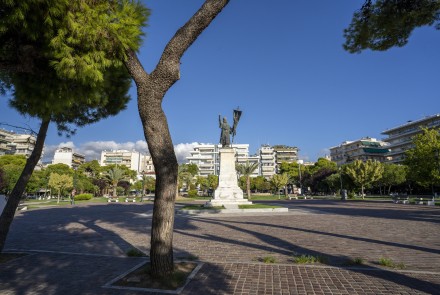 plateia_psila_alonia_3.jpg
